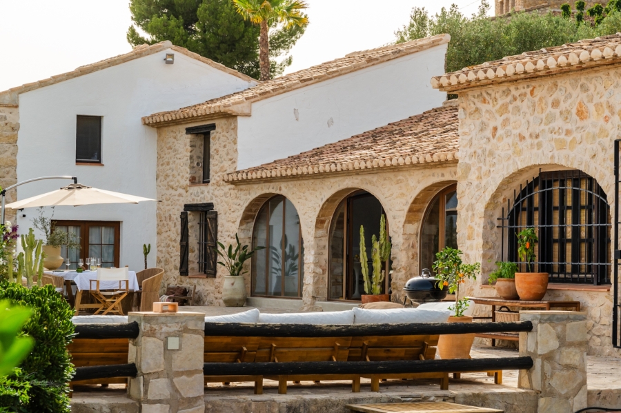 Locatie 2000 - Finca Costa Blanca 